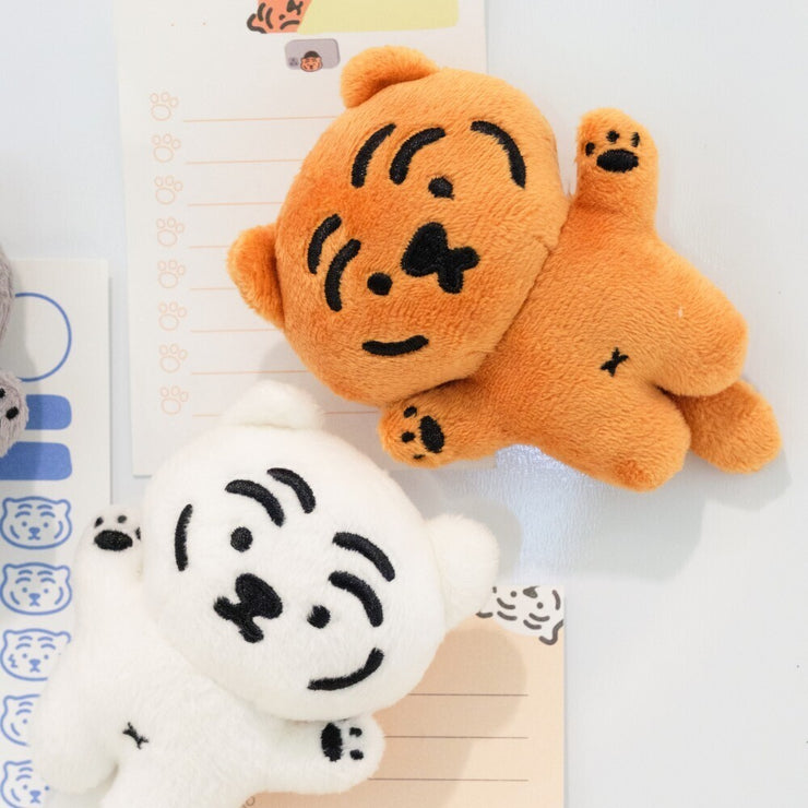 【MUZIKTIGER】HUG ME STUFFED PLUSH MAGNET (WHITE TIGER)